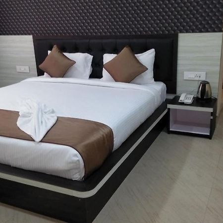 The Four Season Hotel Dimāpur Esterno foto