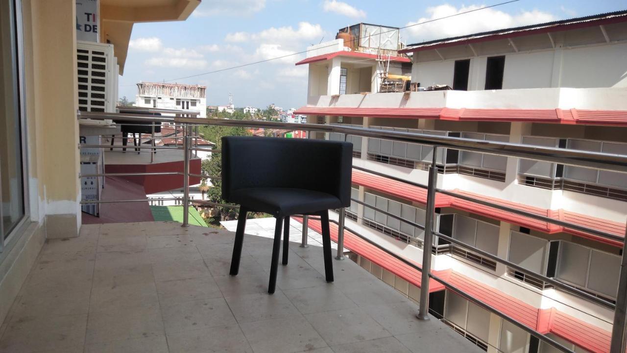 The Four Season Hotel Dimāpur Esterno foto